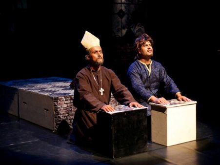 ಬೆಕೆಟ್ ನಾಟಕಕ್ಕೆ ಟಿಕೆಟ್ ತಗೊಂಡ್ರಾ? ಈಗ್ಲೆ ತಗೊಳ್ಳಿ