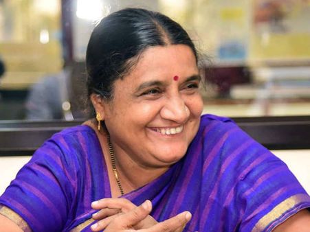 ಸಾಹಿತಿ ಭುವನೇಶ್ವರಿ ಹೆಗಡೆ ಕಾರಂತ ಪೀಠದ ನಿರ್ದೇಶಕಿ