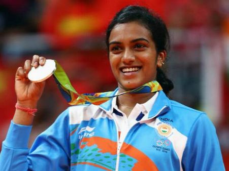 ಪಿ.ವಿ.ಸಿಂಧುಗೆ ಹೈದರಾಬಾದ್ ನಲ್ಲಿ ಅದ್ದೂರಿ ಸ್ವಾಗತ