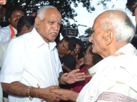 ಪ್ರತಿ ಎಕರೆಗೆ 25 ಸಾವಿರ ರು. ಪರಿಹಾರ ಘೋಷಿಸಿ : ಮಾದೇಗೌಡ