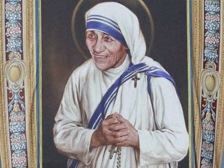 ಮದರ್ ತೆರೆಸಾ ಸಂತಳಾಗಿದ್ದು ಹೇಗೆ? ಪವಾಡಗಳೇನು?