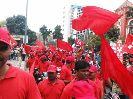 ಗಂಡ-ಹೆಂಡ್ತಿ ಗಲಾಟೆ ತೋರಿಸೋ ನಿಮ್ಗೆ ಇದಕ್ಕೆಲ್ಲ ಪುರಸೊತ್ತು ಎಲ್ಲಿ?