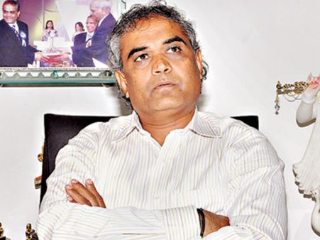 ನೌಕರರಿಗೆ ದೀಪಾವಳಿ ಬೋನಸ್ 400 ಫ್ಲ್ಯಾಟ್, 1,260 ಕಾರು