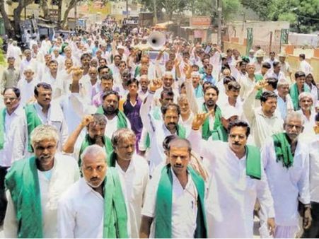 'ರೈತರನ್ನು ನಿರ್ಲಕ್ಷಿಸಿದರೆ ಸಿದ್ದರಾಮಯ್ಯಗೆ ಉಳಿಗಾಲ ಇಲ್ಲ'