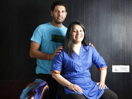 ಯುವರಾಜ್ ಸಿಂಗ್ ಗಾಂಜಾ ಸೇವಿಸುತ್ತಿದ್ದ: ಆಕಾಂಕ್ಷ ಶರ್ಮ