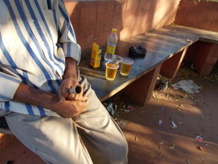 ಹುಬ್ಬಳ್ಳಿಯಲ್ಲಿ ಗಾಂಜಾ ಸ್ಪಾಟ್, ಆರಕ್ಷಕರ ಭಯವೇ ಇಲ್ಲ