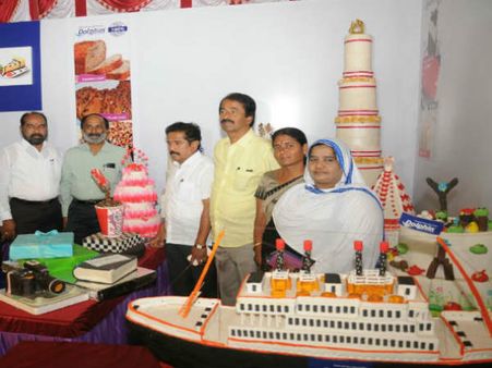 ಮೈಸೂರಿನಲ್ಲಿ ಕೇಕ್ ಉತ್ಸವ: ಗಮನ ಸೆಳೆವ ದುಬೈ ಬುರ್ಜ್