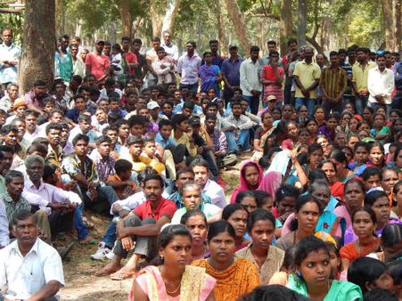 ಕೊಡಗಿನಲ್ಲಿ ರಾಜಕೀಯ ಆಟ.. ಗಿರಿಜನರಿಗೆ ಪ್ರಾಣಸಂಕಟ..