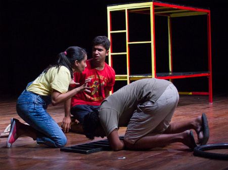 ‘ಗುಮ್ಮ ಬಂದ ಗುಮ್ಮ' ನಾಟಕ ಮತ್ತೆ ಬಂದಿದೆ ನೋಡಿ