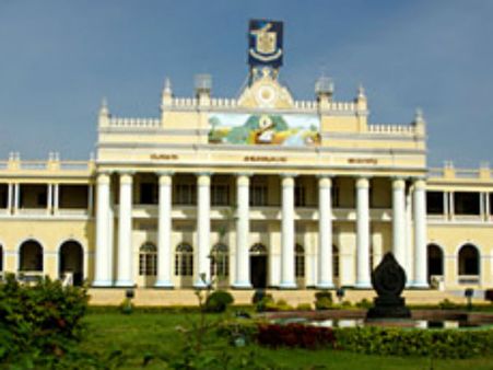 ಮೈಸೂರು ವಿವಿ ಉಪ ಕುಲಪತಿ ಹುದ್ದೆಗೆ ತೀವ್ರ ಪೈಪೋಟಿ, 150 ಅರ್ಜಿಗಳು!