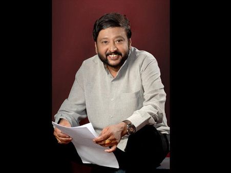 ರಾಜ್ ಲೀಲಾ ವಿನೋದಕ್ಕೆ ನಕಲಿ ಹಾವಳಿ, ಆದರೂ 15 ಸಾವಿರ ಪ್ರತಿ ಖಾಲಿ