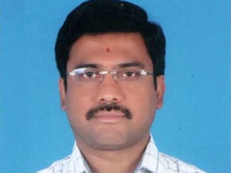 ಕಾರ್ಪೋರೇಟರ್ ಗಳ ಕಿರುಕುಳದಿಂದ ಕಂದಾಯ ಅಧಿಕಾರಿ ಆತ್ಮಹತ್ಯೆ?