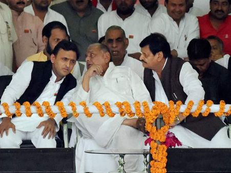 ಉತ್ತರ ಪ್ರದೇಶ ಚುನಾವಣೆ: ಅಪ್ಪ-ಮಗನಿಗೆ 'ಸೈಕಲ್' ಗುರುತೇ ಬೇಕು ಏಕೆ?