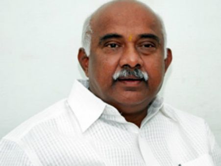 ನಂಜನಗೂಡಲ್ಲಿ ಕಾಂಗ್ರೆಸಿಗೆ ಅಭ್ಯರ್ಥಿಗಳೇ ಇಲ್ವಾ? ಎಚ್.ವಿಶ್ವನಾಥ್ ಪ್ರಶ್ನೆ