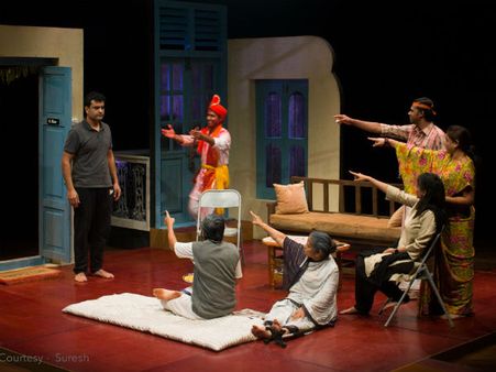 ಬೀದಿಯೊಳಗೊಂದು ಮನೆಯ ಮಾಡಿ ಮತ್ತೊಮ್ಮೆ ನೋಡಿ