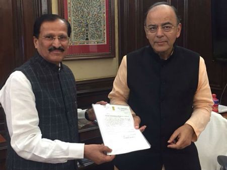 ತುಮಕೂರಿನ ಎಚ್ ಎಂಟಿ 120 ಎಕರೆ ಜಾಗ ಇಸ್ರೋಗೆ?