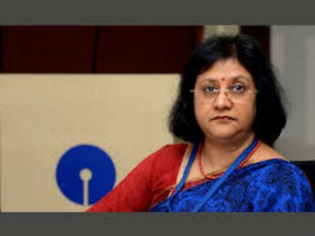 ಎಸ್ ಬಿಐ ಮುಖ್ಯಸ್ಥೆಗೆ 'ಮಹಾ' ನೋಟೀಸ್