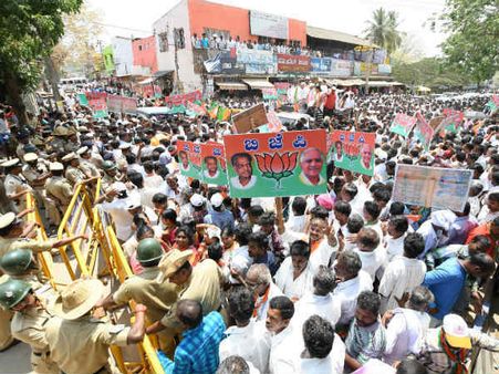 ಉಪಚುನಾವಣೆಯಲ್ಲಿ ನಡೆಯುತ್ತಿದೆಯಾ ಅಕ್ರಮ?
