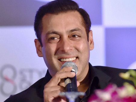 44.5 ಕೋಟಿ ಅಡ್ವಾನ್ಸ್ ಟ್ಯಾಕ್ಸ್ ಕಟ್ಟಿ ಹುಬ್ಬೇರಿಸಿದ ಸಲ್ಮಾನ್ ಖಾನ್