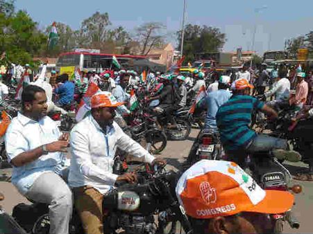 Bike Rallyಯಲ್ಲಿ ಭಾಗವಹಿಸಿದ್ದ 300 ಸವಾರರ ವಿರುದ್ಧ ಪ್ರಕರಣ ದಾಖಲು