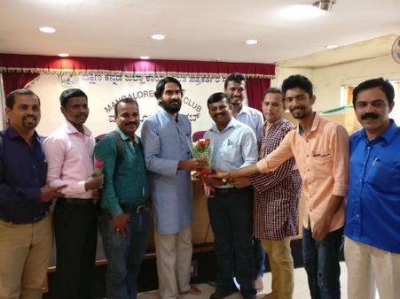 ಮಂಗಳೂರಿನ ಪತ್ರಕರ್ತ ಸಂದೀಪ್ ವಾಗ್ಲೆಗೆ ಪ.ಗೋ. ಪ್ರಶಸ್ತಿ ಪ್ರದಾನ