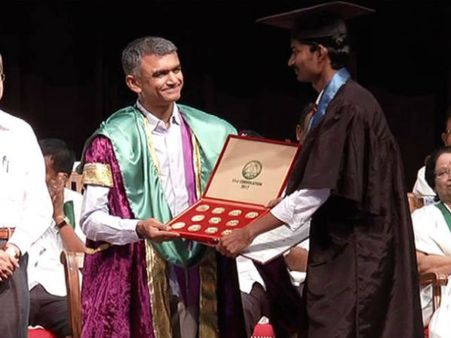 ತನ್ನ ಸಾಧಕ ಪುತ್ರನನ್ನು ನೋಡಲು ಆ ತಂದೆ ಬದುಕಿರಲಿಲ್ಲ!