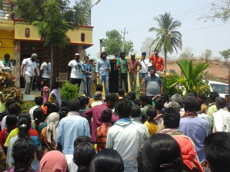 ನಾನು ಸಮಸ್ಯೆಗೆ ಸ್ಪಂದಿಸಿ, ಪರಿಹರಿಸುವ ಕ್ಯಾಟಗರಿಯವನು: ಯಶ್