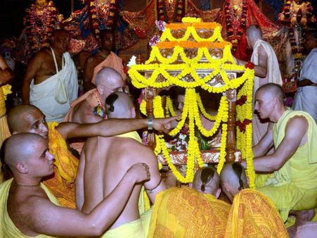 ಇಸ್ಕಾನ್ ದೇಗುಲದಲ್ಲಿ ಸಾಧು ವೇಷದಲ್ಲಿದ್ದ ಪಾಕಿಸ್ತಾನಿ ಬಂಧನ