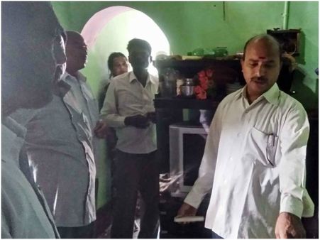 ಮಂಡ್ಯದ ಮಳವಳ್ಳಿಯಲ್ಲಿ ಸಿಡಿಲು ಬಡಿದು ಮನೆ ಜಖಂ, ನಾಲ್ವರಿಗೆ ಗಾಯ