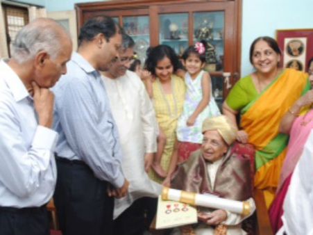 ಪ್ರೊ. ಜಿ. ವೆಂಕಟಸುಬ್ಬಯ್ಯ ಗೆ 'ಪದ್ಮಶ್ರೀ' ಪ್ರದಾನ