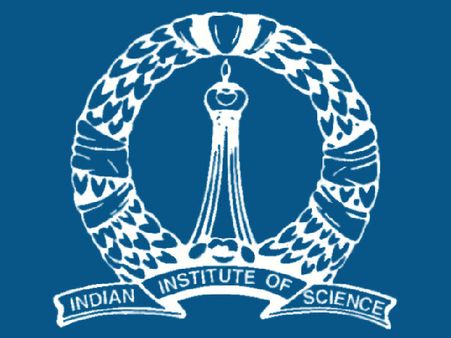 ವಿಜ್ಞಾನಿಗಳಿಂದ ಗೌರಿಬಿದನೂರಿನಲ್ಲಿ ಡ್ರೋನ್ ಮೂಲಕ ಬೀಜ ಬಿತ್ತನೆ