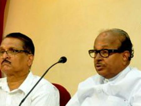 'ರೈತರ ಸಾಲ ಮನ್ನಾ ಮಾಡಿ ಇಲ್ಲದಿದ್ರೆ ತಕ್ಕ ಬೆಲೆ ತೆರಬೇಕಾದಿತು'