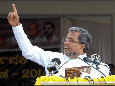 ಎಸ್ಸಿ, ಎಸ್ಟಿ ವಿದ್ಯಾರ್ಥಿಗಳಿಗೆ ಉಚಿತ ಬಸ್ ಪಾಸ್: ಸಿದ್ದರಾಮಯ್ಯ