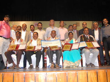 ಅತ್ಯುತ್ತಮ ರೈತ ಮತ್ತು ರೈತ ಮಹಿಳಾ ಪ್ರಶಸ್ತಿಗಳಿಗೆ ಅರ್ಜಿ