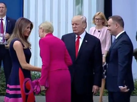 ಟ್ರಂಪ್ ಗೆ ಸಖತ್ತಾಗಿ 'ಕೈಕೊಟ್ಟ' ಪೋಲಂಡ್ ಫಸ್ಟ್ ಲೇಡಿ!