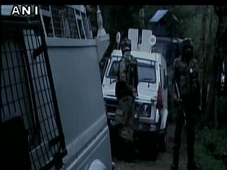 ಶೋಪಿಯಾನ್ ಎನ್ಕೌಂಟರ್, ಉಗ್ರರ ಗುಂಡಿನ ದಾಳಿಗೆ ಇಬ್ಬರು ಸೈನಿಕರು ಬಲಿ