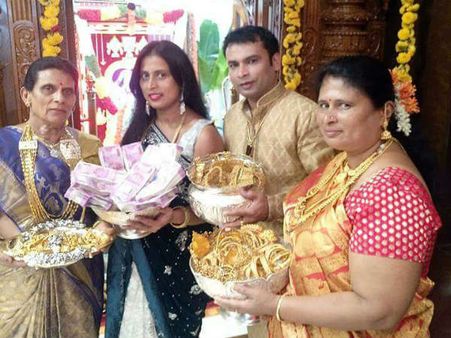 'ಕಾರ್ನರ್ ಸೂರಿ' ಸಂಪತ್ತು ನೋಡಿ ಬೆಚ್ಚಿದ ಜನ ಸಾಮಾನ್ಯರು