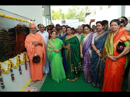 ಜೈನ ಧರ್ಮ ನಾಡಿಗೆ ನೀಡಿದ ಕೊಡುಗೆ ಅವಿಸ್ಮರಣೀಯ: ಉಮಾಶ್ರೀ