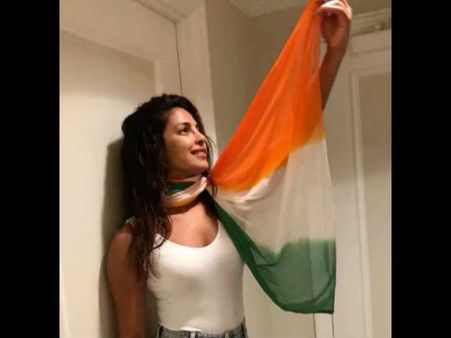 ಪ್ರಿಯಾಂಕಾ 'ಸ್ವಾತಂತ್ರ್ಯ' ಫೋಟೋ ತಂದ ರಾದ್ಧಾಂತ!