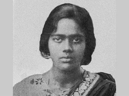 ಬಂಗಾಳದ ಬೆಂಕಿಚೆಂಡು, ಮೊದಲ ಮಹಿಳಾ ಬಲಿದಾನಿ: ಪ್ರೀತಿಲತಾ