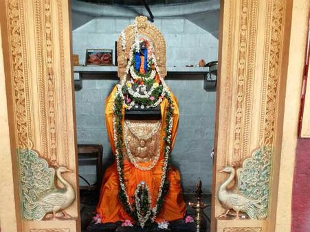 ದಾವಣಗೆರೆ ಜಯಚಾಮರಾಜೇಂದ್ರ ಎಕ್ಸ್ ಟೆನ್ಷನ್ ನಲ್ಲಿ ರಾಯರ ಆರಾಧನೆ