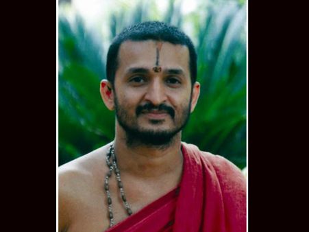 ಉಡುಪಿ ಕೃಷ್ಣ ಮಠದ ಗರ್ಭಗುಡಿಯ ಚಾವಣಿಗೆ 100 ಕೆಜಿ ಚಿನ್ನದ ಹೊದಿಕೆ