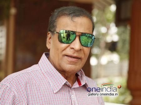 ಜಯನಗರದಲ್ಲಿ ಅನುಮತಿ ಇಲ್ಲದೆ ಮರಕಡಿದ ಬಿಬಿಎಂಪಿ: ಹೆಬ್ಳೀಕರ್ ಕಿಡಿ