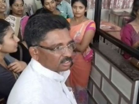 ಆಳ್ವಾಸ್ ವಿದ್ಯಾರ್ಥಿನಿ ಕಾವ್ಯಳದ್ದು ಅಸ್ವಾಭಾವಿಕ ಸಾವು: ಉಗ್ರಪ್ಪ