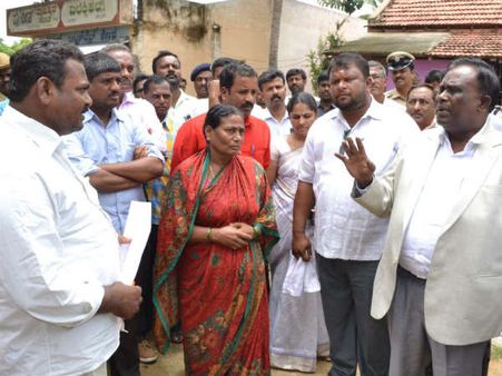 ಮಂಡ್ಯದ ವಳಗೆರೆಹಳ್ಳಿಯಲ್ಲಿ ದಲಿತರಿಗೆ ಕ್ಷೌರ ನಿರಾಕರಿಸುತ್ತಿರುವುದು ನಿಜವೇ?