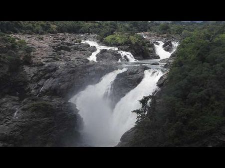 ಕಣ್ತುಂಬಿಕೊಳ್ಳಿ ಭರಚುಕ್ಕಿ- ಗಗನಚುಕ್ಕಿಗಳ ನೃತ್ಯವೈಭವ!