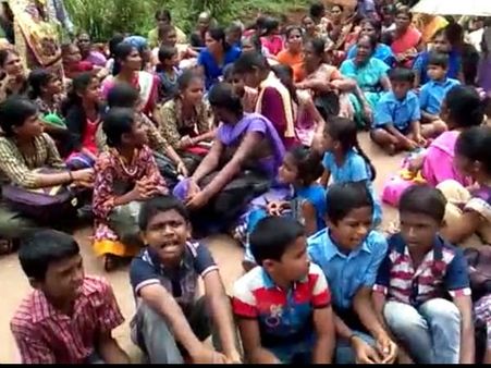 ಮದ್ಯದಂಗಡಿ ವಿರುದ್ಧ ಸಿಡಿದೆದ್ದ ಪುತ್ತೂರಿನ ಕಡಬದ ಗ್ರಾಮಸ್ಥರು