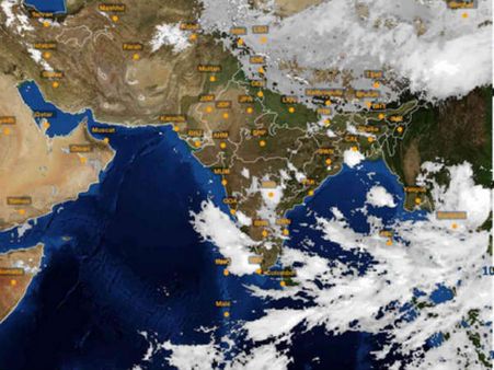 ಬೆಂಗಳೂರಿನಲ್ಲಿ ಸೋಮವಾರ ಮುಂಜಾನೆಯೇ ವರುಣನ ಆರ್ಭಟ