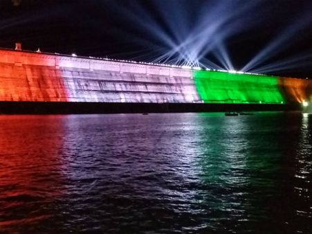 ಕೆಆರ್‍ಎಸ್ ನ ದಸರಾ ವಿದ್ಯುದ್ದೀಪ ಅಲಂಕಾರದಲ್ಲಿ ಅಕ್ರಮದ ವಾಸನೆ