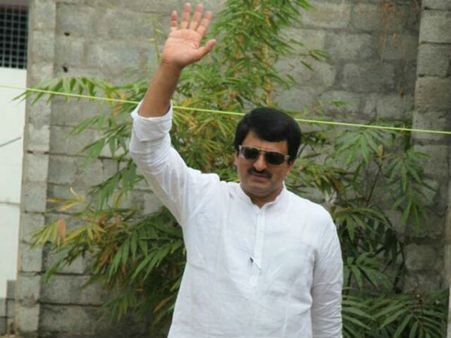 ಡಿಕೆಶಿಗೆ ಹಳೆಯ ದಿನಗಳನ್ನು ನೆನಪು ಮಾಡಿಕೊಟ್ಟ ಯೋಗೇಶ್ವರ!